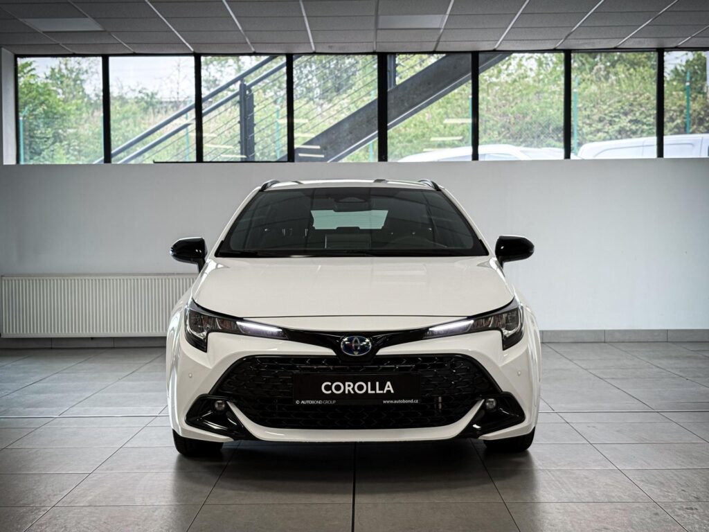 Toyota Corolla  .8 Hybrid (140 k),  e-CVT, Comfort
