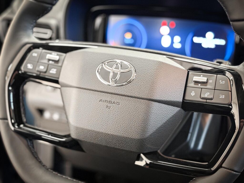 Toyota ProAce  1.5L Diesel, 6 st. (4x2), Family 7S