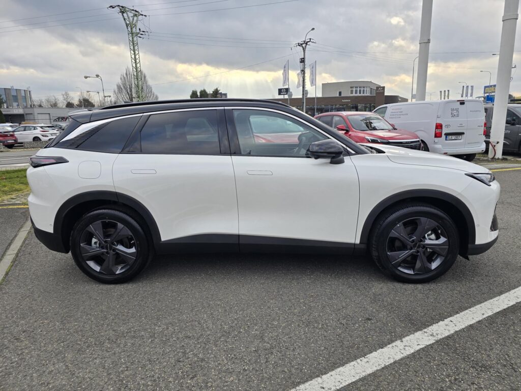 BAIC X55  1.5T 130kW 7DCT 4x2