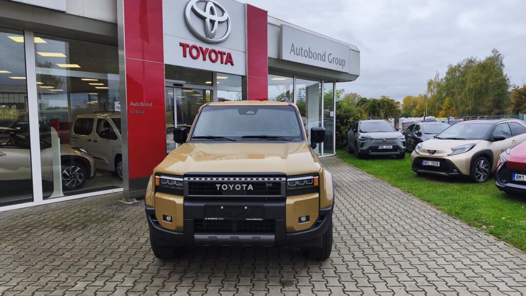 Toyota Land Cruiser  2.8L MHEV 8AT 4X4 - EXECUTIVE SKYVIEW