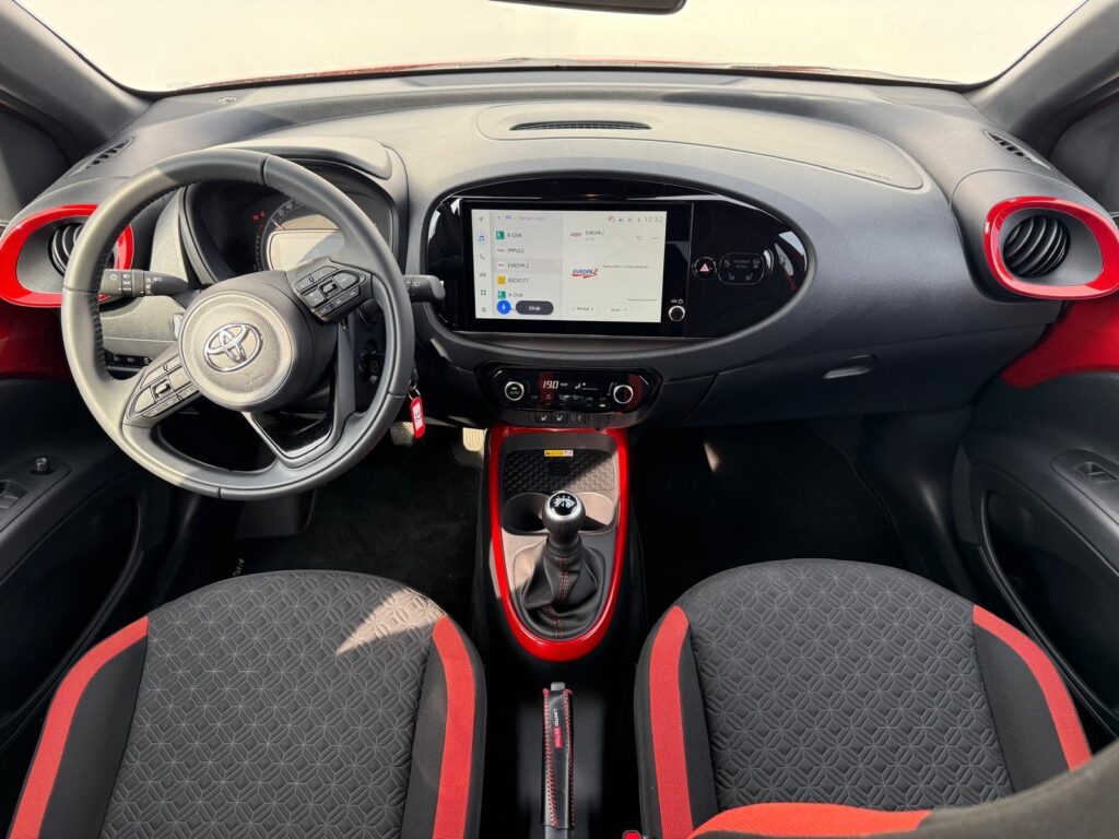 Toyota Aygo X  1.0 VVT-i Style Tech