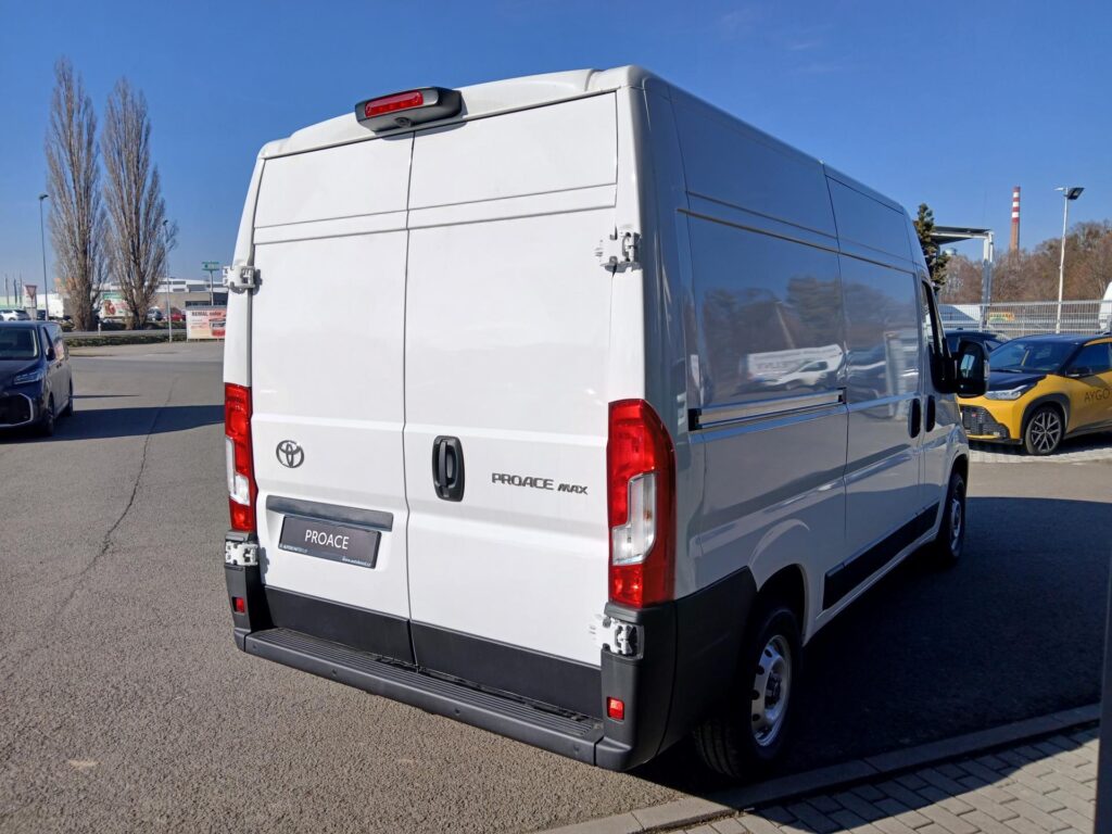 Toyota Proace Max  L2H2 2,2 D 140k 6MT Active Multimedia