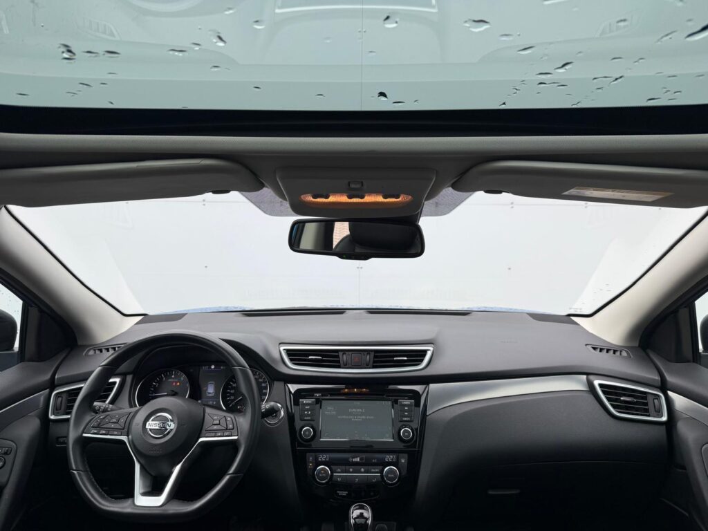 Nissan Qashqai  1.3 DIG-T DCT Tekna