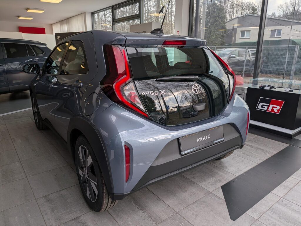 Toyota Aygo X  1.5 Hybrid (116 k)