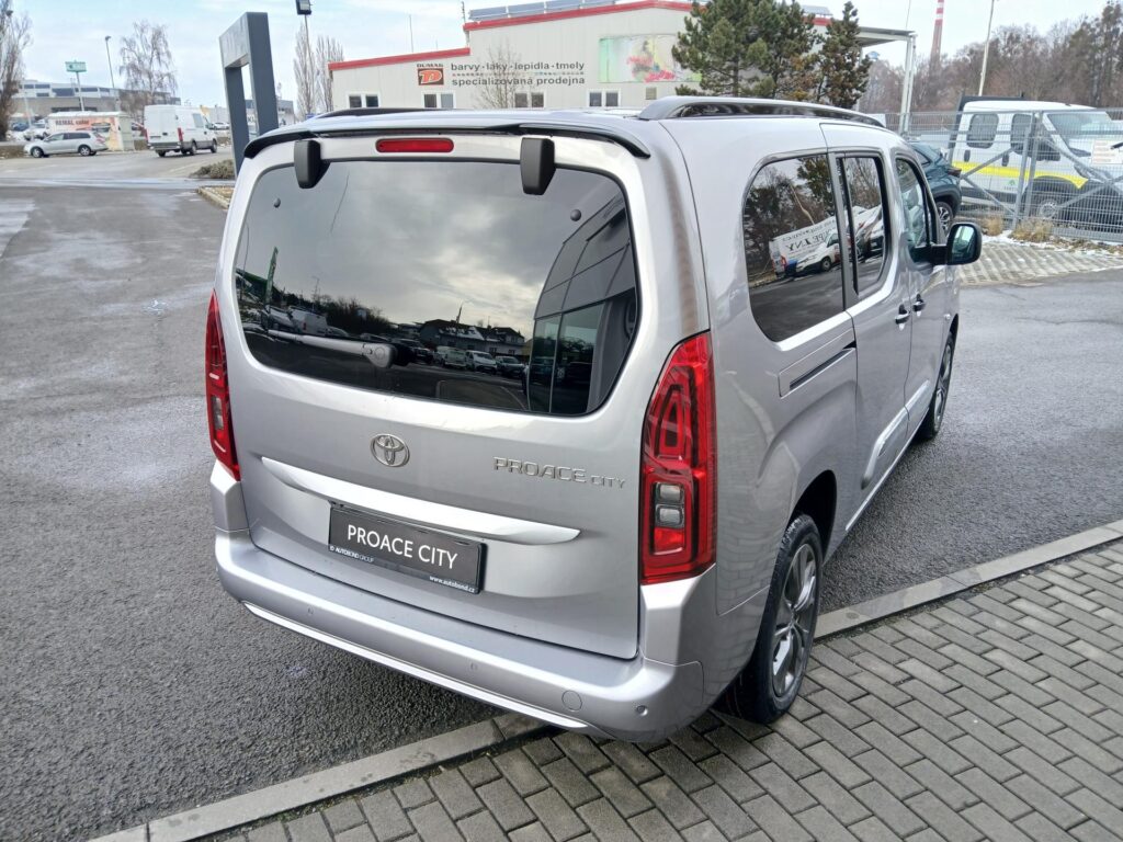 Toyota Proace City Verso  1.5D 6MT Long Family 7 míst