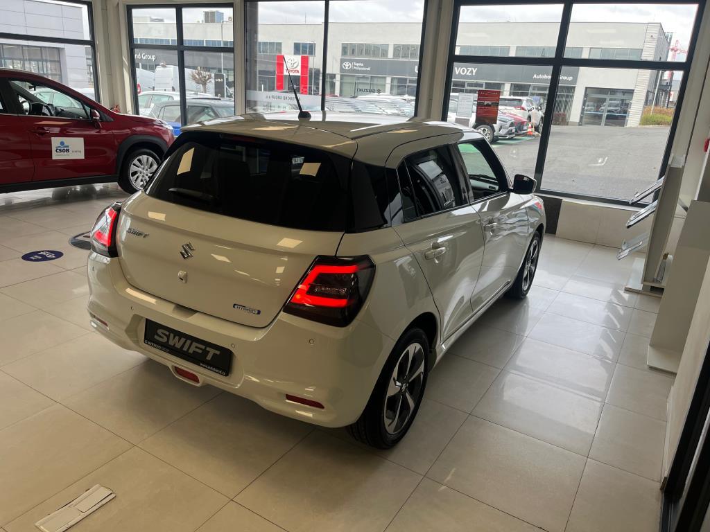 Suzuki Swift  ELEGANCE 1.2 HYBRID M/T 4x2 MY26