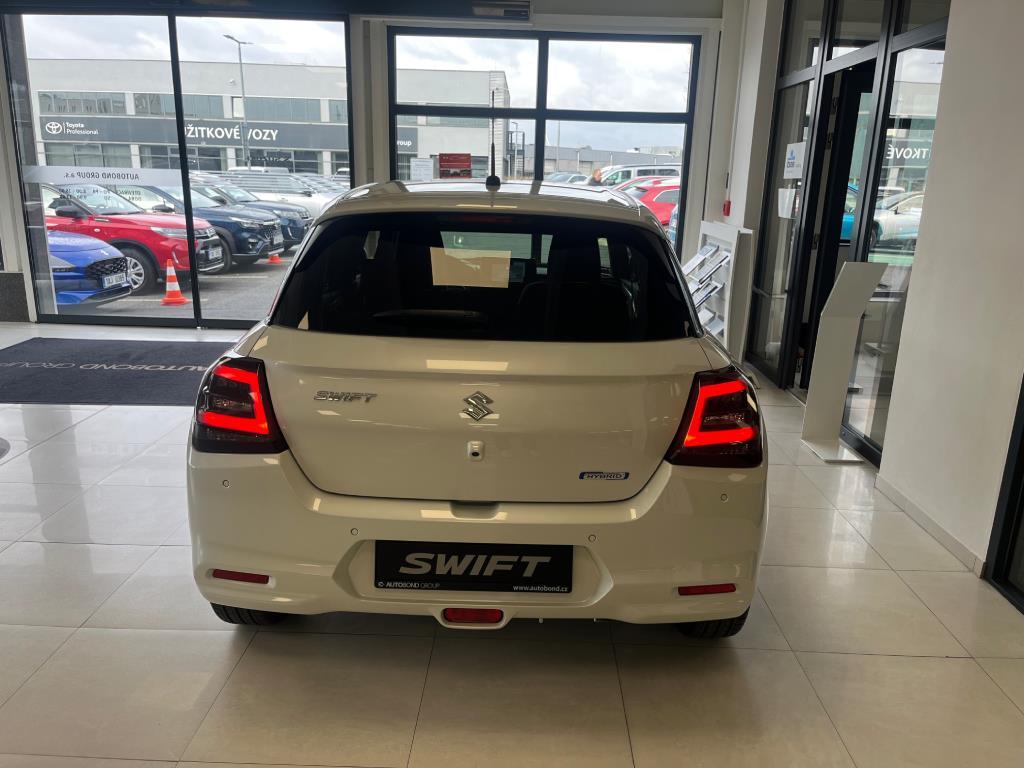 Suzuki Swift  ELEGANCE 1.2 HYBRID M/T 4x2 MY26