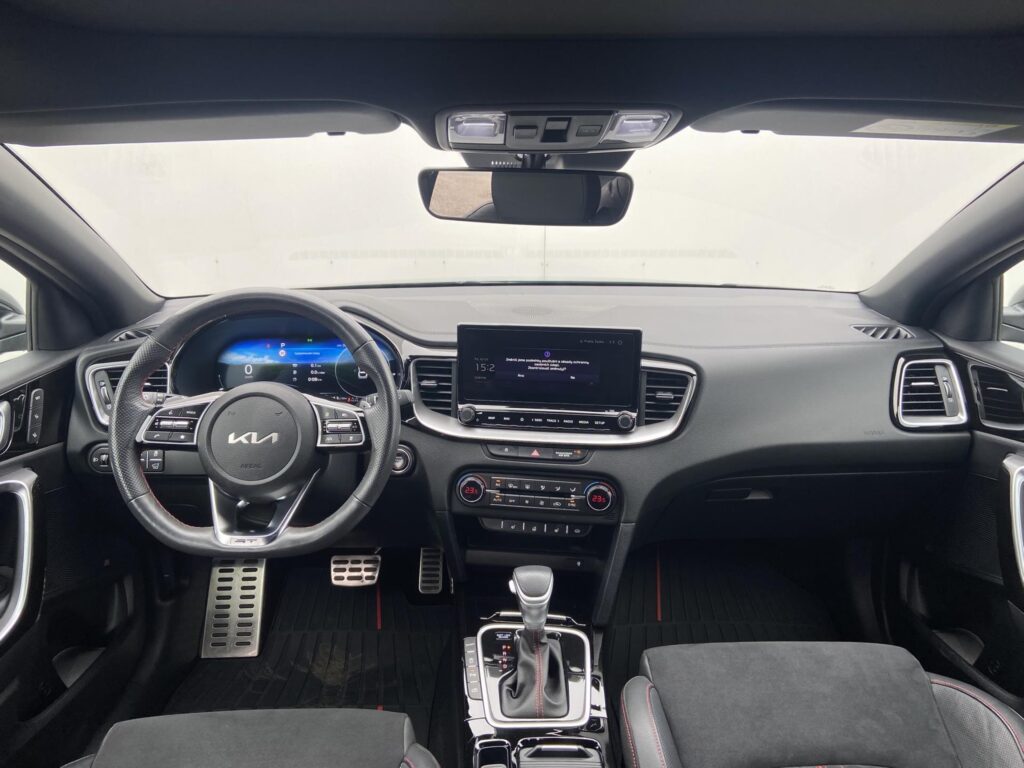 KIA ProCeed  1.6 T-GDI 150kW 7DCT GT Panorama