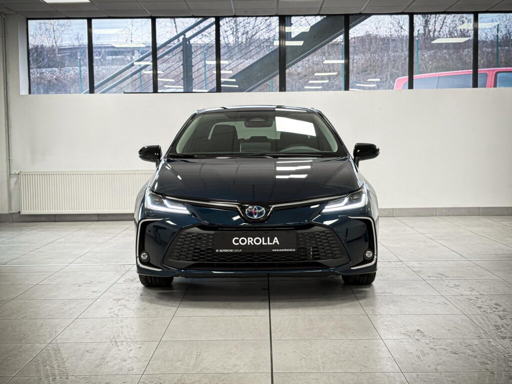 Toyota Corolla  1,8 Hybrid, (pohon 4x2), Style