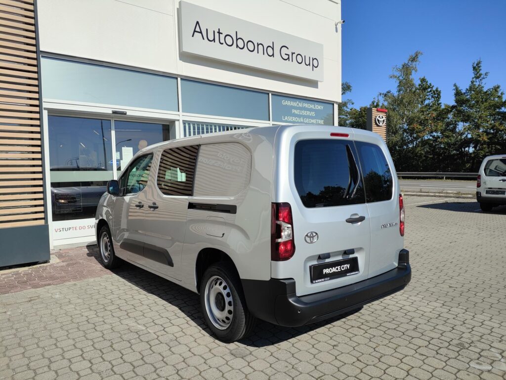 Toyota Proace City  1.5D 8AT Crewcab 5S Comfort
