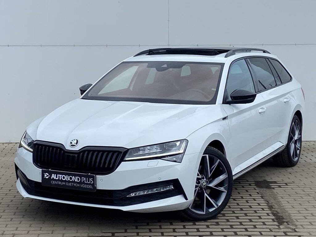 Škoda Superb  2.0 TDI 4x4 DSG / 147 kW SportLine