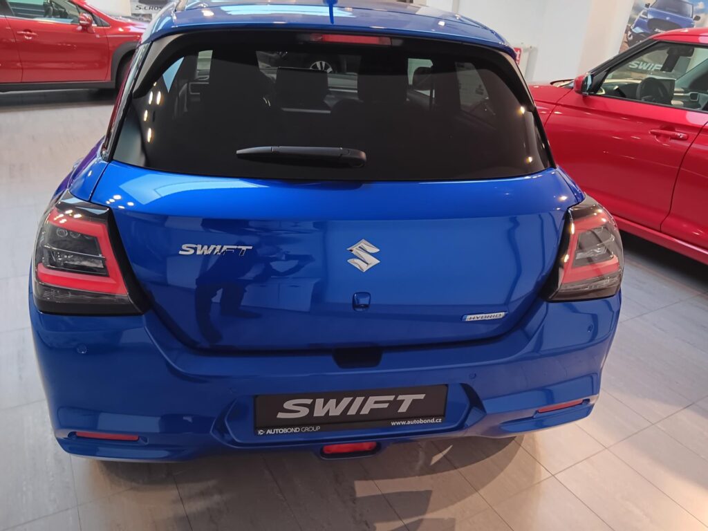 Suzuki Swift  ELEGANCE 1.2 HYBRID M/T 4x4