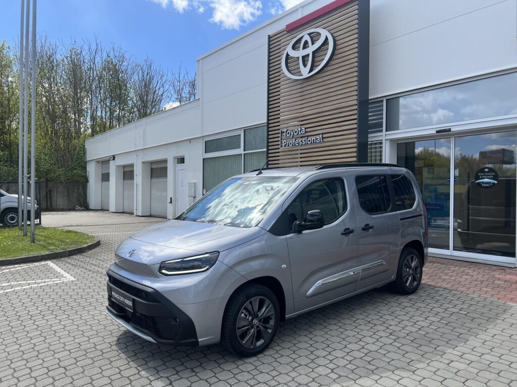 Toyota Proace City Verso  1.5D 6MT 130k Family