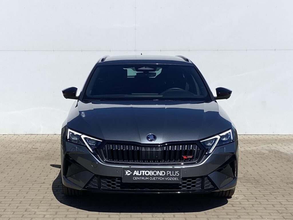 Škoda Octavia  2.0 TSI DSG / 195 kW RS