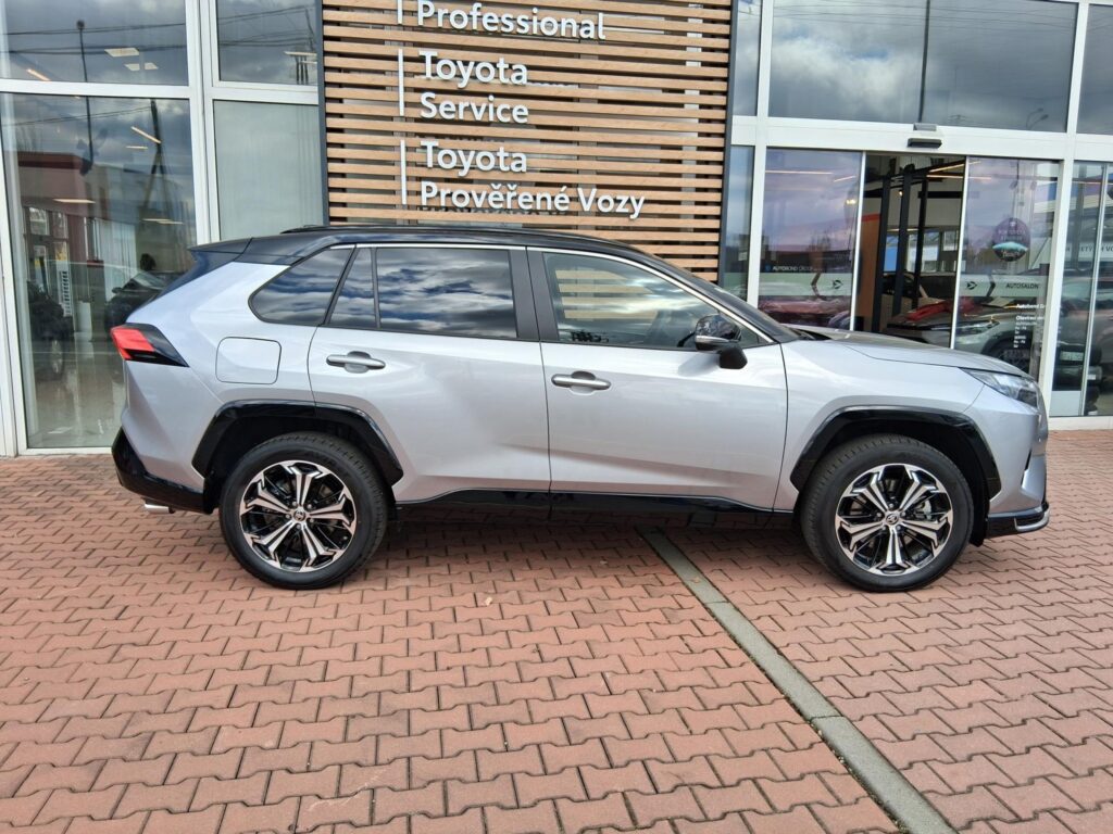 Toyota RAV4  2,0 PHEV Selection 4x4