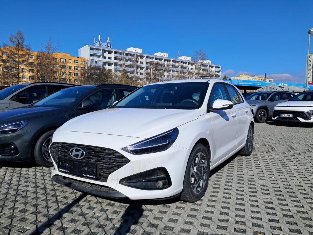 Hyundai i30  1,0 T-GDi 115k GO Czech!
