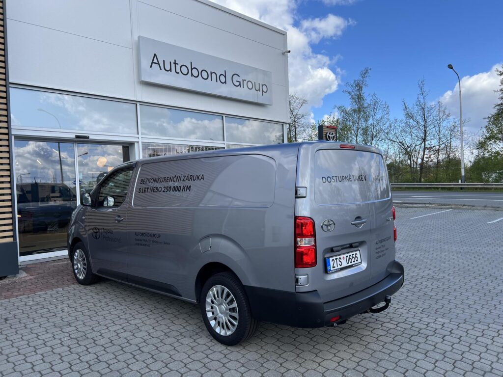 Toyota ProAce  Panel Van L2 2.0D 144k 6MT Active Multimedia