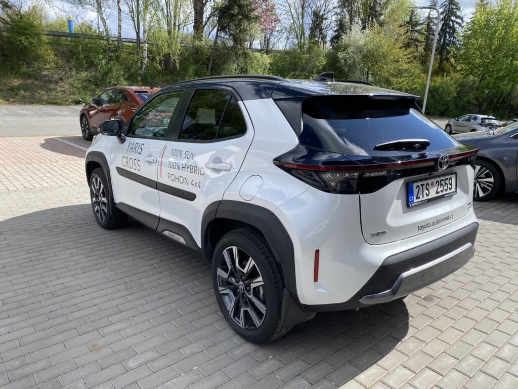 Toyota Yaris Cross  1.5 HEV 130k 4x4 EXECUTIVE