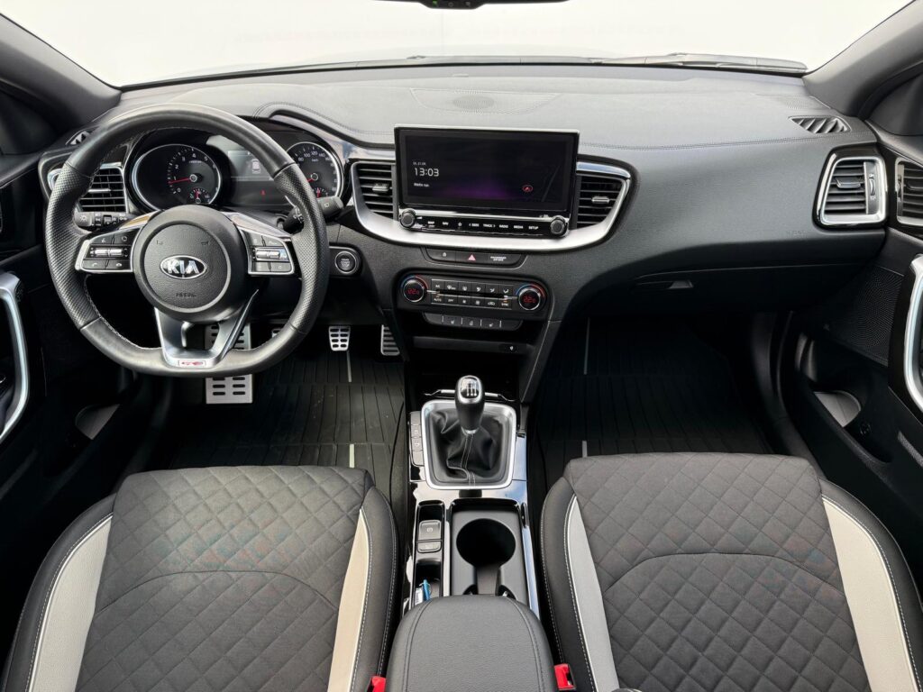 KIA Ceed  1.4 T-GDI GT Line