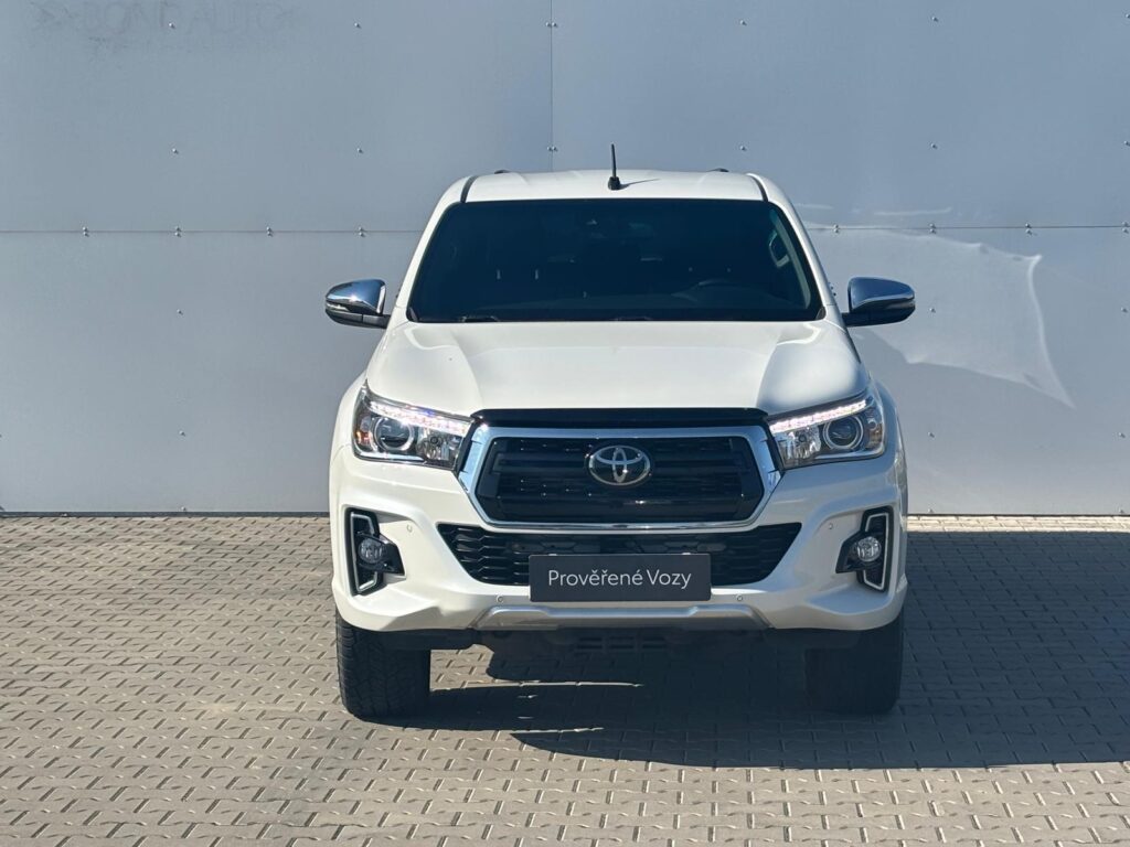 Toyota Hilux  2.4 D-4D Double Cab 4x4 Adventure AT