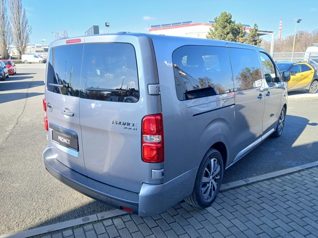 Toyota Proace Verso  2.2 D, Business 8s comfort AT
