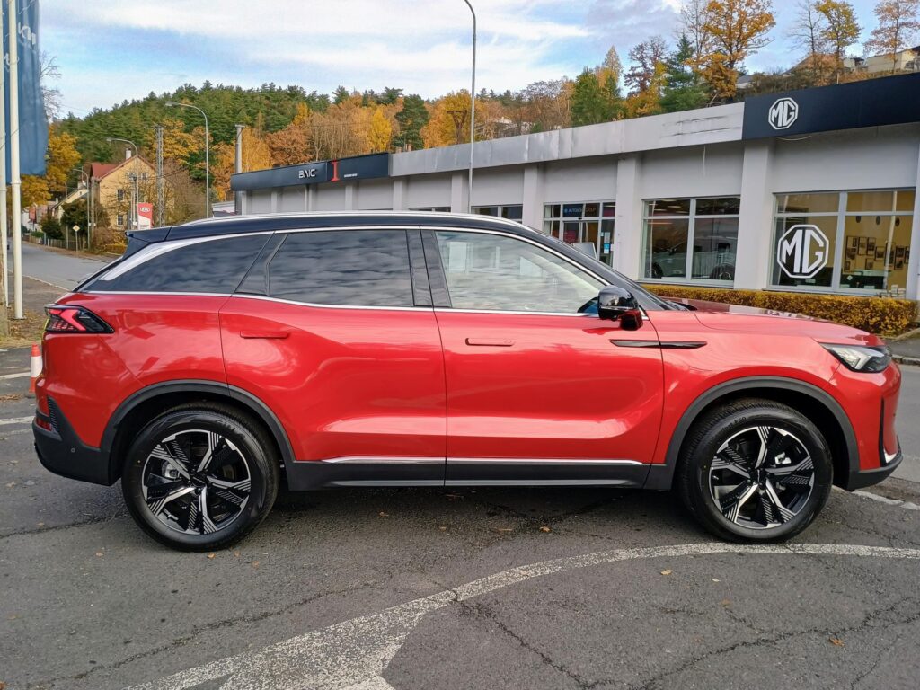 BAIC X7  ALL IN 1.5T 130kW 4x2 7DCT