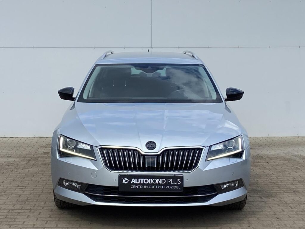 Škoda Superb  2.0 TSI / 162 kW Style
