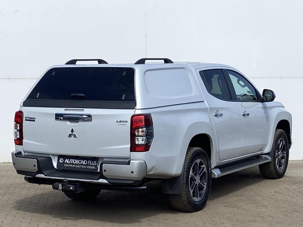 Mitsubishi L200  2.2 D-iD 127kW 4WD Intense