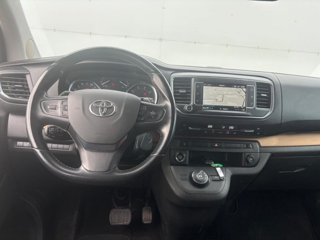 Toyota Proace Verso  2,0 D-4D L2 AT