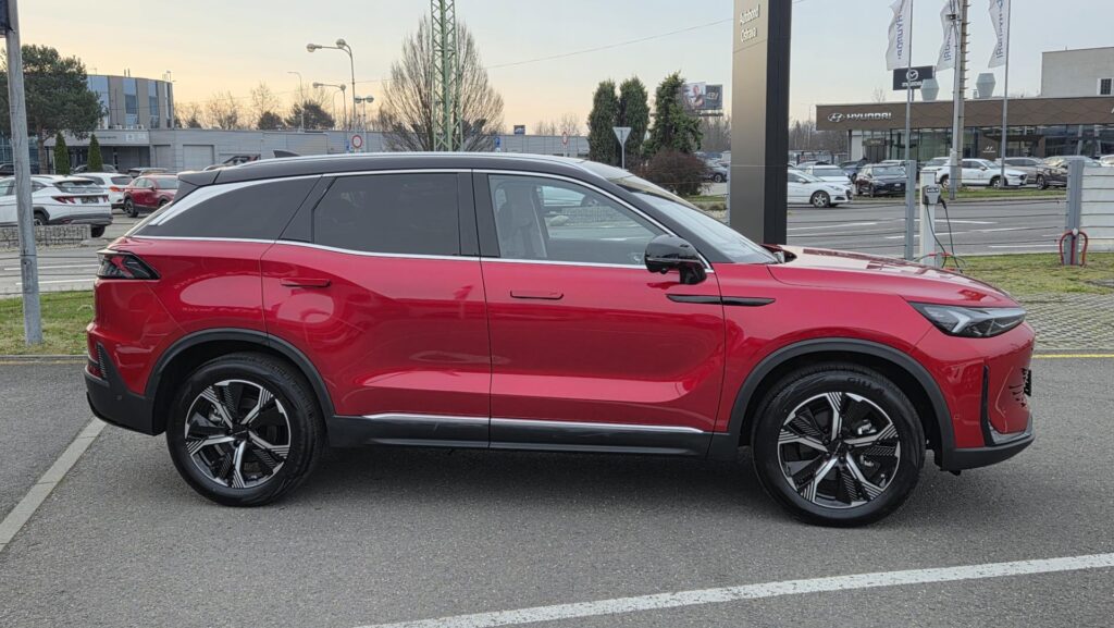 BAIC X7  1.5T 130kW 7DCT 4x2
