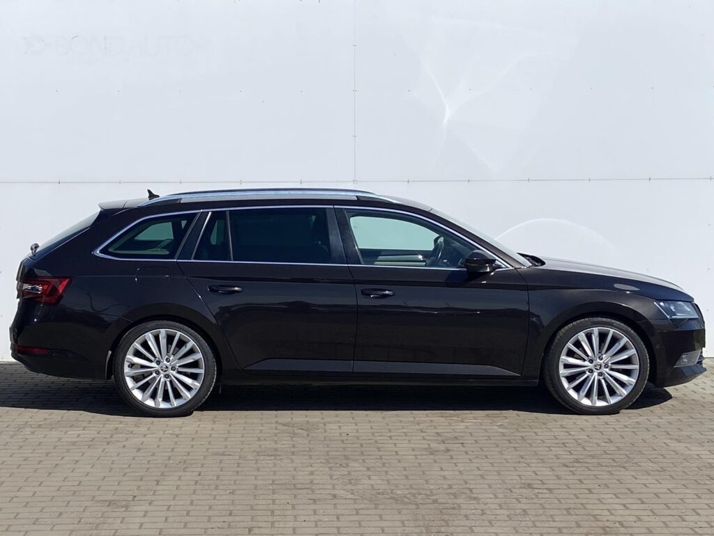 Škoda Superb  2.0 TDI / 140 kW Style Plus