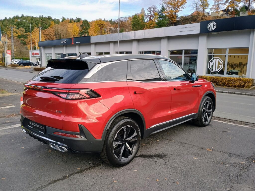 BAIC X7  ALL IN 1.5T 130kW 4x2 7DCT