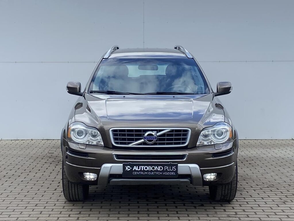 Volvo XC90  2.4 D5 147kW AWD AT Kinetic