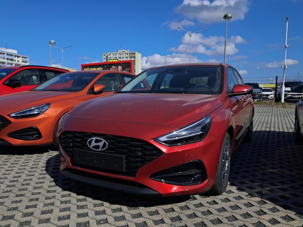 Hyundai i30  1,0 T-GDi 115k GO Czech!