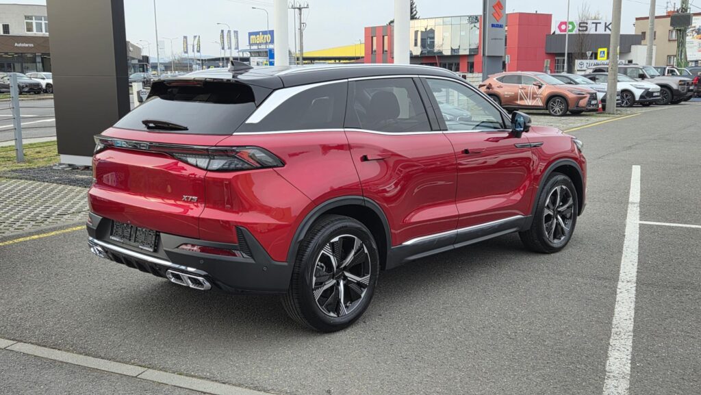 BAIC X7  1.5T 130kW 7DCT 4x2