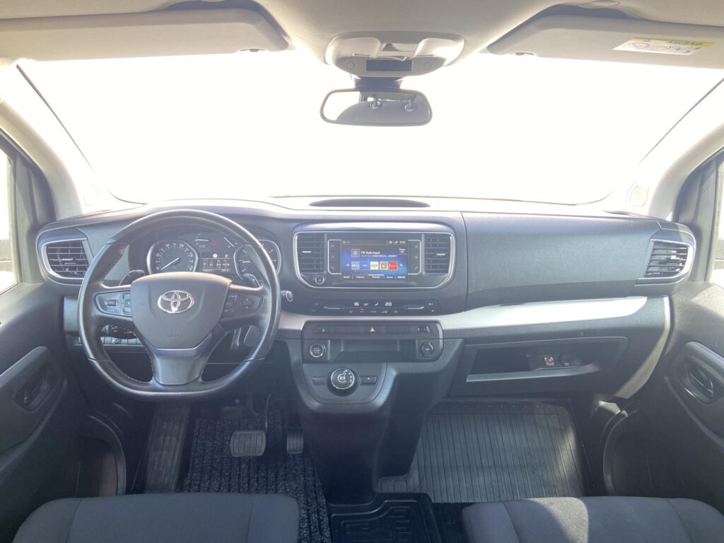 Toyota Proace  L1 2.0 D-4D 130kW 8AT Shuttle