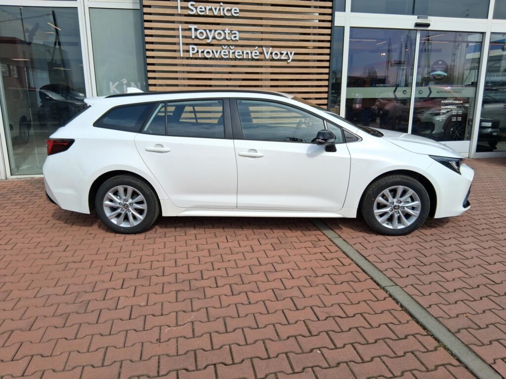 Toyota Corolla  1,8 HEV COMFORT TECH