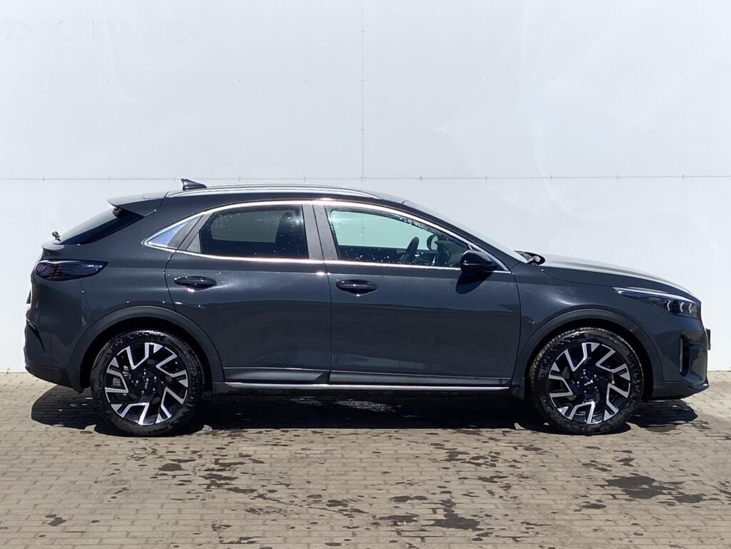 KIA XCeed  1.6 T-GDI 7DCT 110kW STEEL Edition