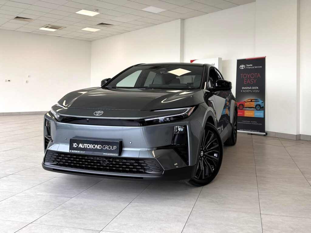 Toyota C-HR  C-HR+, Executive + VIP (4x4)