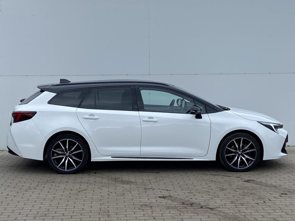 Toyota Corolla  2.0 HSD e-CVT GR-Sport Dynamic