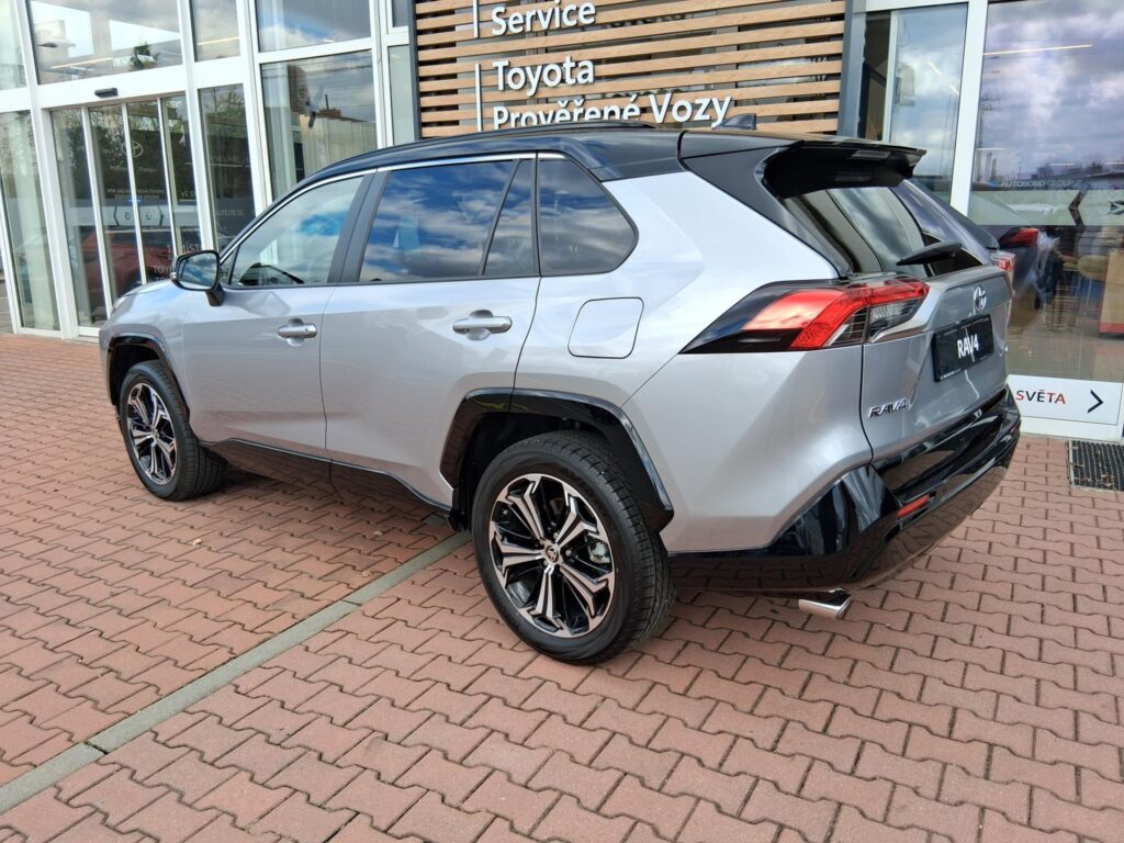 Toyota RAV4  2,0 PHEV Selection 4x4