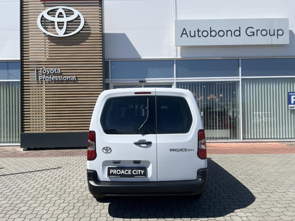 Toyota Proace City  1.5D 6MT Crewcab 5S