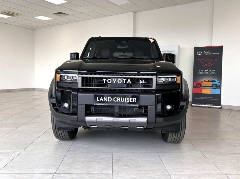 Toyota Land Cruiser  2.8D MHEV 8AT 4x4,Exe. Skyview