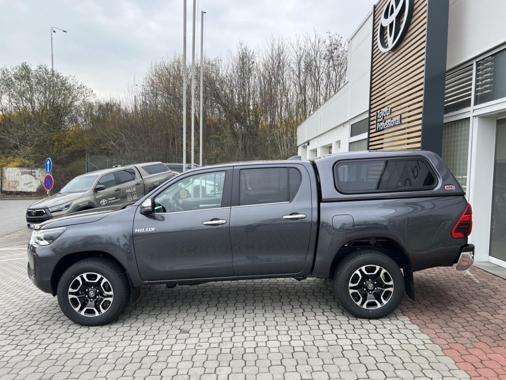 Toyota Hilux  2,8D 6AT Executive 4X4