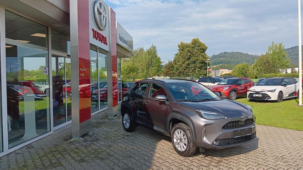 Toyota Yaris Cross  1.5 HEV 4X2 COMFORT
