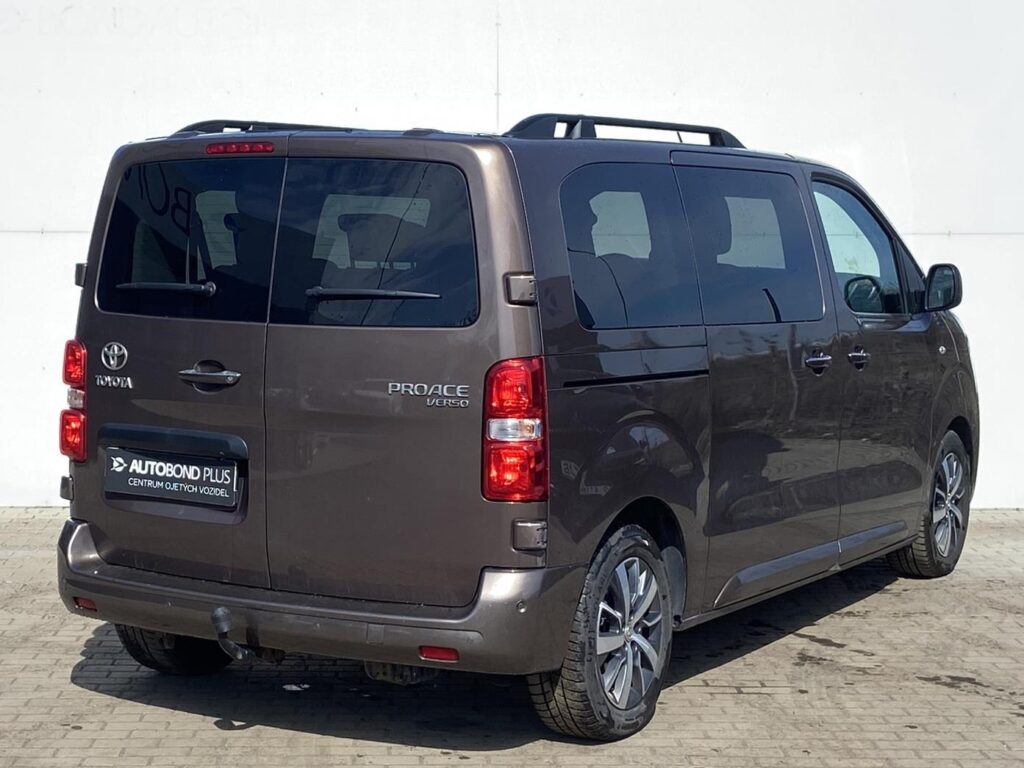 Toyota Proace  L1 2.0 D-4D 130kW 8AT Shuttle