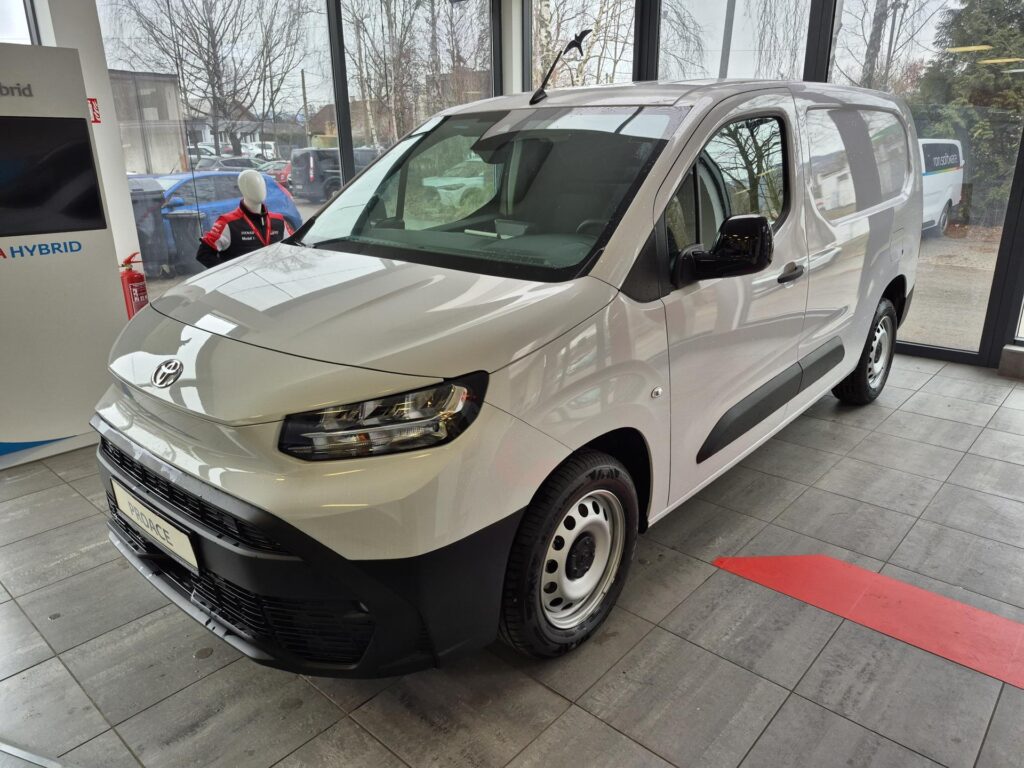 Toyota Proace City  City Active SmartCargo Panel Van Long, 1.5L Diesel (100 hp) + dřevěná podlaha ZDARMA