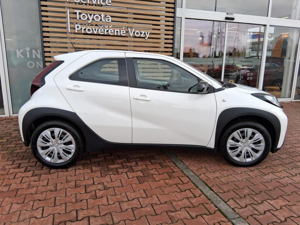 Toyota Aygo X  1,0 VVTi 52k COMFORT AUTOMAT