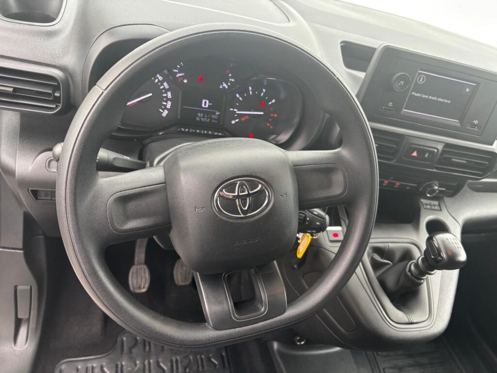 Toyota Proace  1.5 D-4D Comfort Long