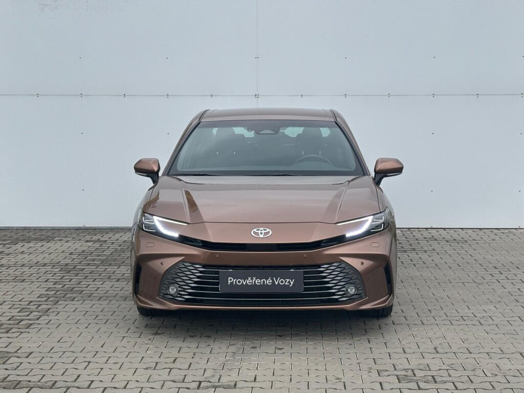 Toyota Camry  2.5 Hybrid e-CVT Prestige